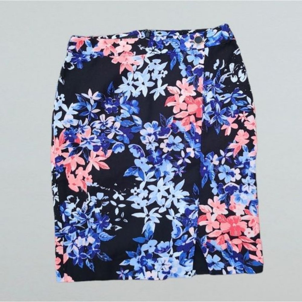 Talbots floral pencil  skirt size 4 Petite